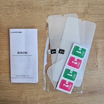 Mobilny telefon Umidigi Bison + darceky - 7