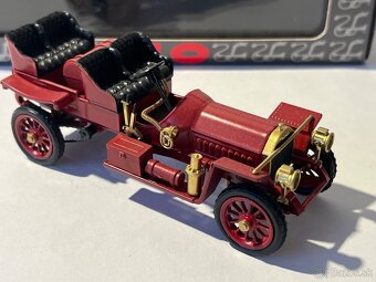 Modely autíčiek 1:43 - 7