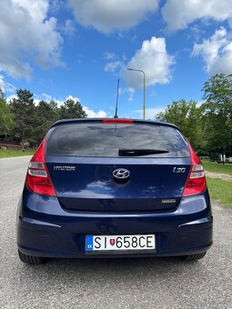 Hyundai i30 1.6 CW CRDi nafta manuál 66kw - 7