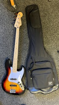 Squier Affinity Jazz Bass - 7