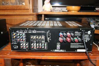 ONKYO HT-R518 - 7
