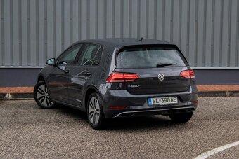 Volkswagen Golf e - 7