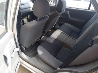 Škoda Felícia, 1.3MPi, r.v. 6/1999 - 7