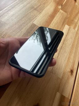 iPhone Xr Black, 128GB, 93% - 7
