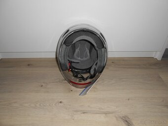 Predam novu moto prilbu na skutrik znacky SQ o velkosti XL - 7