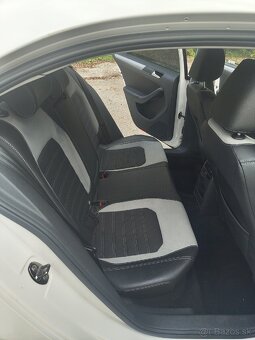 Volkswagen Jetta 2.0tdi Highline - 7