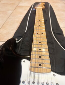 Fender Stratocaster Mexico, HSS, rok 2016 - 7