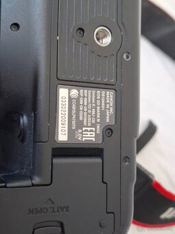 Canon EOS 5D Mark IV - 7