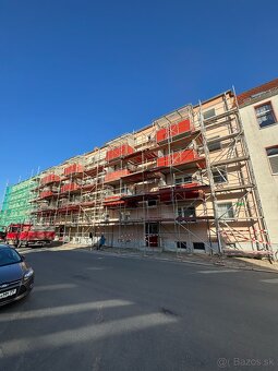 Lešenari, Lešenár pomocník. Jednotlivec Lešenár, - 7