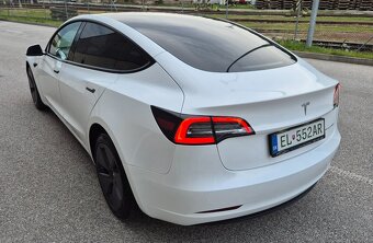 TESLA 3 LONG RANGE 2/2022 FACELIFT 366KW 4X4 odpočet DPH - 7