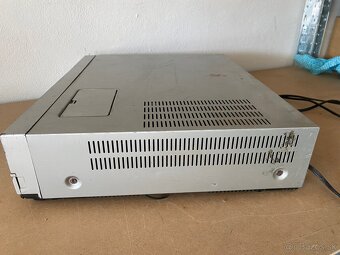 Magnasonic Video Cassette Recorder MVR-220 Video prehrávač - 7