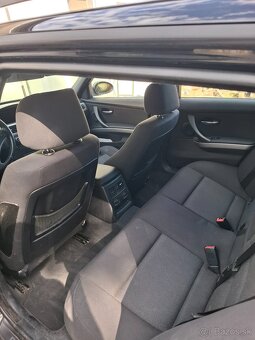 Bmw 320d 120kw e91. Manual - 7