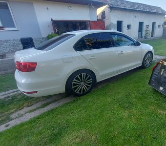 Volkswagen Jetta 1.6 TDI CR DSG - 7
