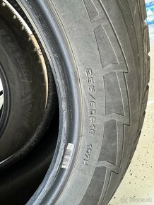 Zimné pneu GoodYear 23560R18 - 7