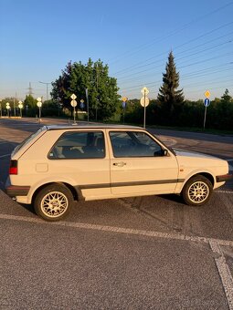 VW Golf Rabbit - 7