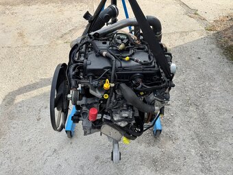 -----RENAULT MASTER lll 2.3 DCi OPEL MOVANO ll Biturbo----- - 7