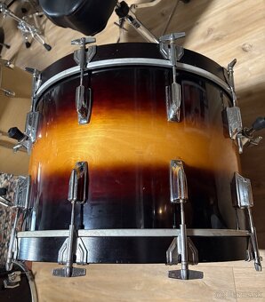 Tama Superstar Sunburst bass drum 22x14 - 7