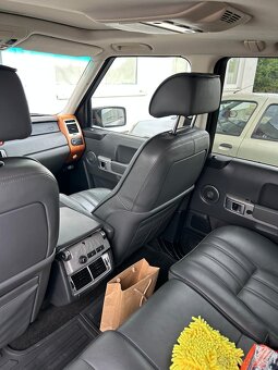 Land Rover - 7