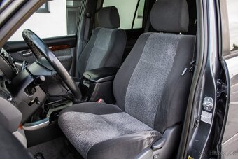 Toyota Land Cruiser 3.0 D-4D - 7