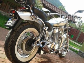 Suzuki Intruder 1400 - 7