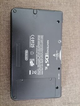 Nintendo DSi XL - 7