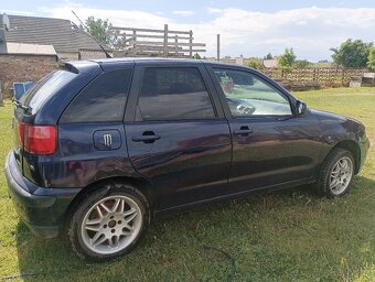 Seat Ibiza 1.4 benzín - 7
