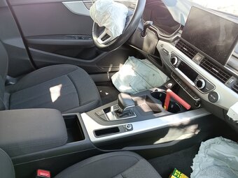 Audi A4 Avant 2.0tsi R4  110 A7 - 7