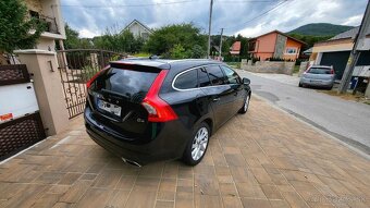 VOLVO V60 d4 133kw AUTOMAT - SUMMUM - 7