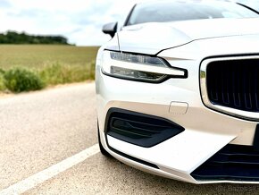 Volvo V60 Momentum 2019 - 7