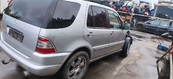 Rozpredám Mercedes ML - 7