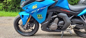 CFMOTO 650GT Prémium. - 7