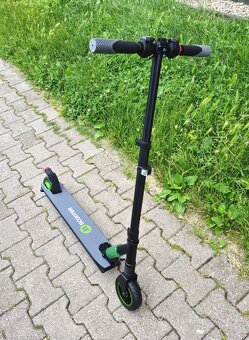 Predám skladaciu kolobežku elektrickú - 7