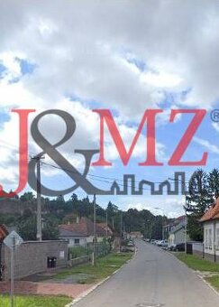 Staveb. pozemok, intravilán 1.382m2, šírka 24m, Levice, DOHO - 7