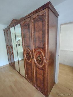 Nábytok do spáľne, skriňa, komoda, postel, nočné stolíky - 7