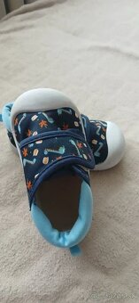 Nové botasky skechers a plátenky v.21 - 7