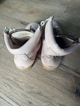 Nosene damske staroruzove polcizmicky, zn. Balmain - 7