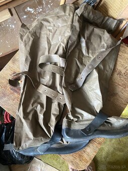 Stará vojenská dekontaminačná súprava - 7
