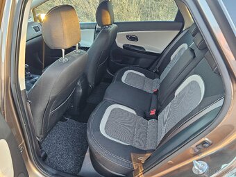 KIA Ceed 1.6 GDI 2018 Gold - 7