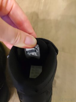 č.22 Nové detské čierne botasky Puma - 7
