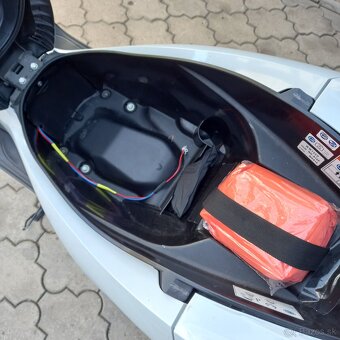 Predam skuter Honda pcx 150 - 7
