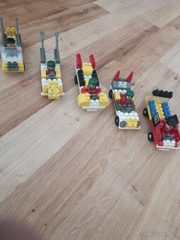 Lego - auta - 7