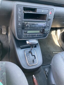 Predám Vw Sharan 1,9 automat - 7