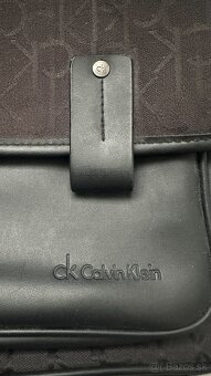 Kvalitná unisex,taška cez rameno CALVIN KLEIN - 7