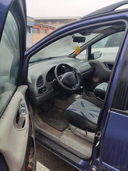 Predám Ford Galaxy - 7