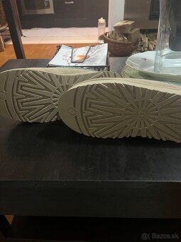 Topánky UGG – veľkosť 40 EU - 7