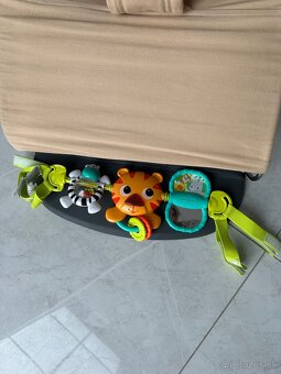 Hojdatko elis design plus hračka na vajíčko - 7