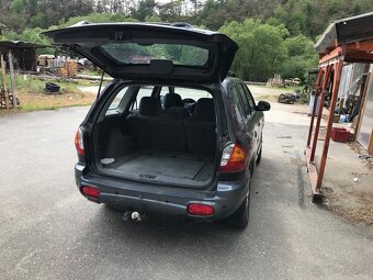 Santafe r. 2003, 80 kW 4x4 manual - 7