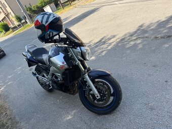 Suzuki gsr600 - 7