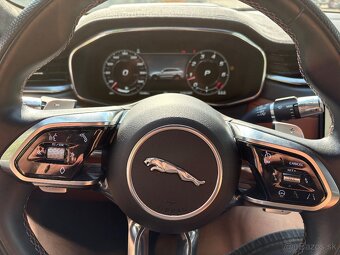 Jaguar F-pace SVR - 7