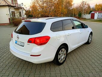 OPEL ASTRA 1.7CDTI 125K SPORT TOURER - 7
